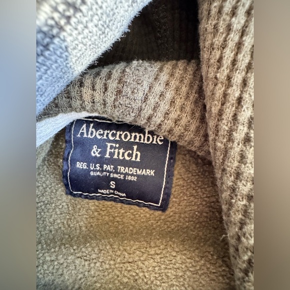 Abercrombie and Fitch Mens Camo Sweatshirt Sz S Small Pullover Hoodie EUC - Picture 4 of 5